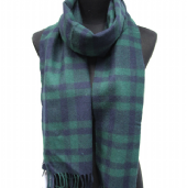 wool/polyester scarf